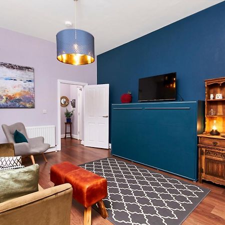 Lovely Abode In Newcastle - Sleeps 4 - Ground Floor Luaran gambar