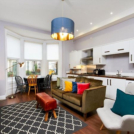 Lovely Abode In Newcastle - Sleeps 4 - Ground Floor Luaran gambar
