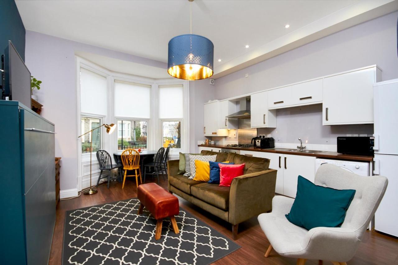 Lovely Abode In Newcastle - Sleeps 4 - Ground Floor Luaran gambar