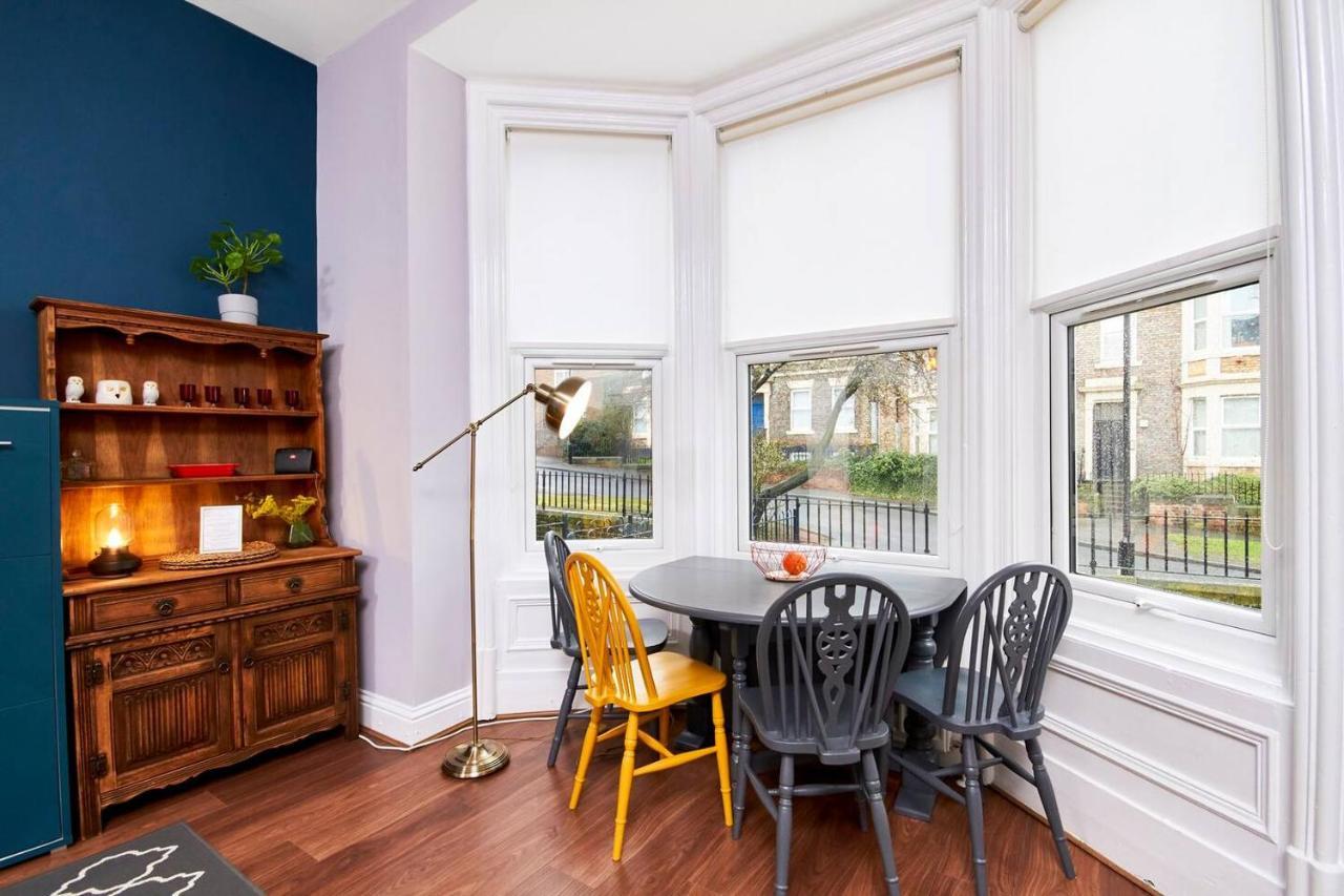 Lovely Abode In Newcastle - Sleeps 4 - Ground Floor Luaran gambar